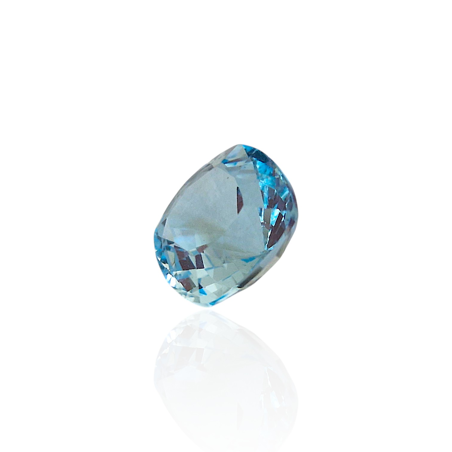 - Topaze Sky-Blue du Brésil — 7,085 cts (Taille "Coussin Mixte") – Image 3