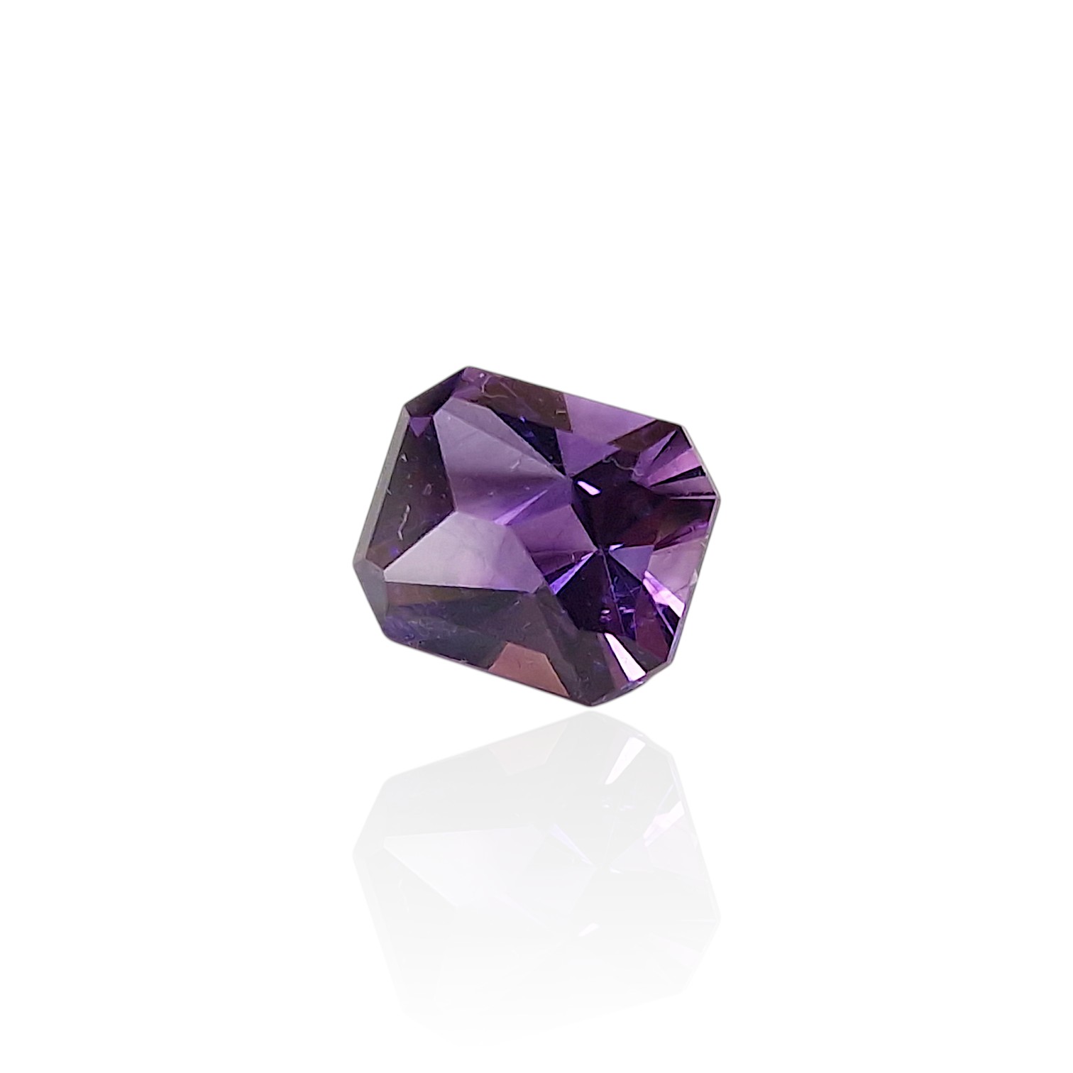 - Améthyste du Brésil — 2,69 cts (Taille “Seewatch” — Éclat Violet Profond) – Image 6
