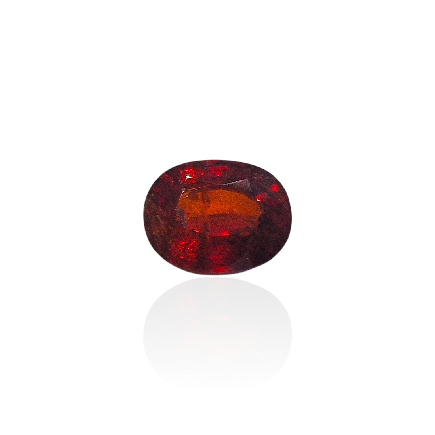 - Grenat Spessartite d’Afrique — 4,31 cts (Taille “Ovale Mixte” — Éclat de Rouge Orangé)