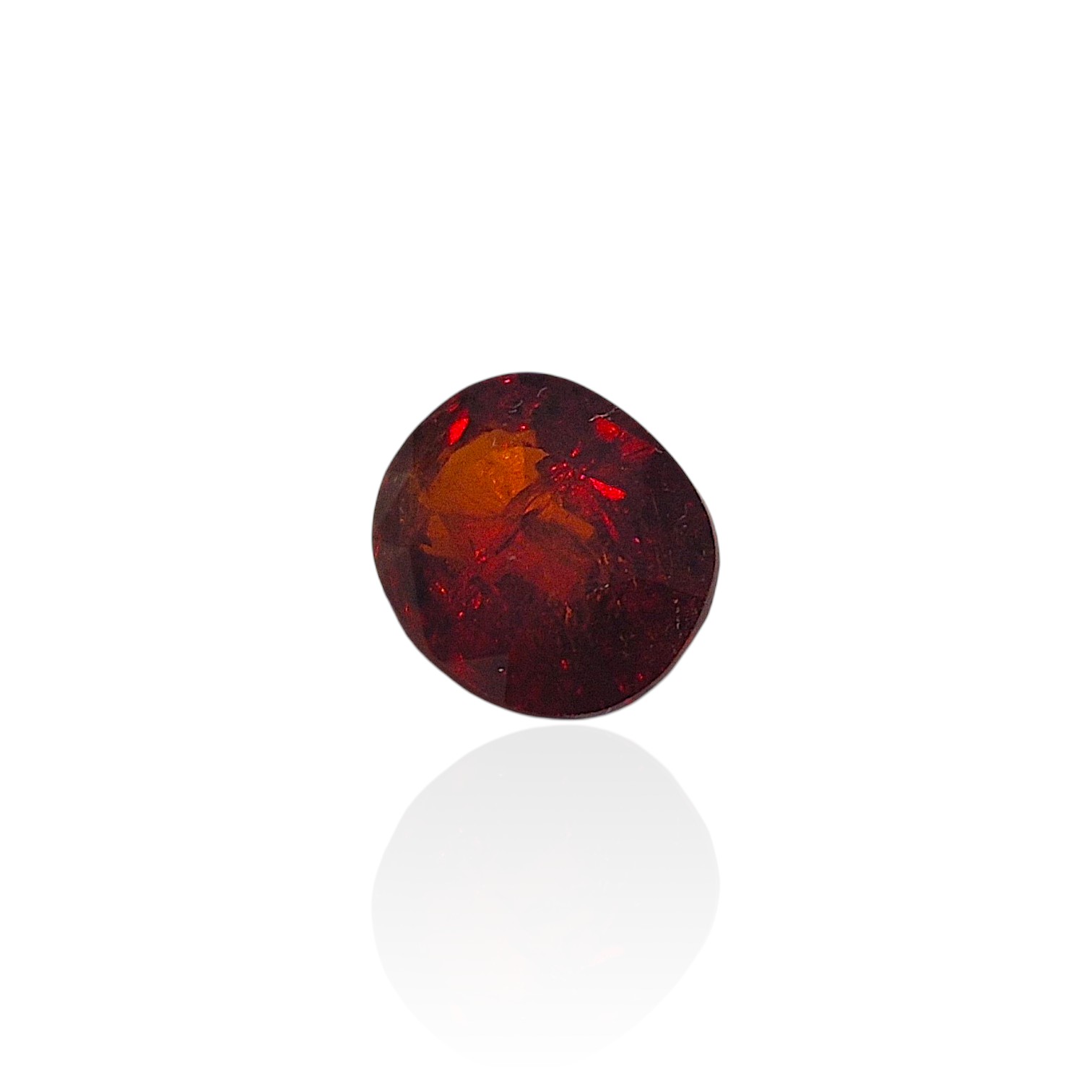 - Grenat Spessartite d’Afrique — 4,31 cts (Taille “Ovale Mixte” — Éclat de Rouge Orangé) – Image 3
