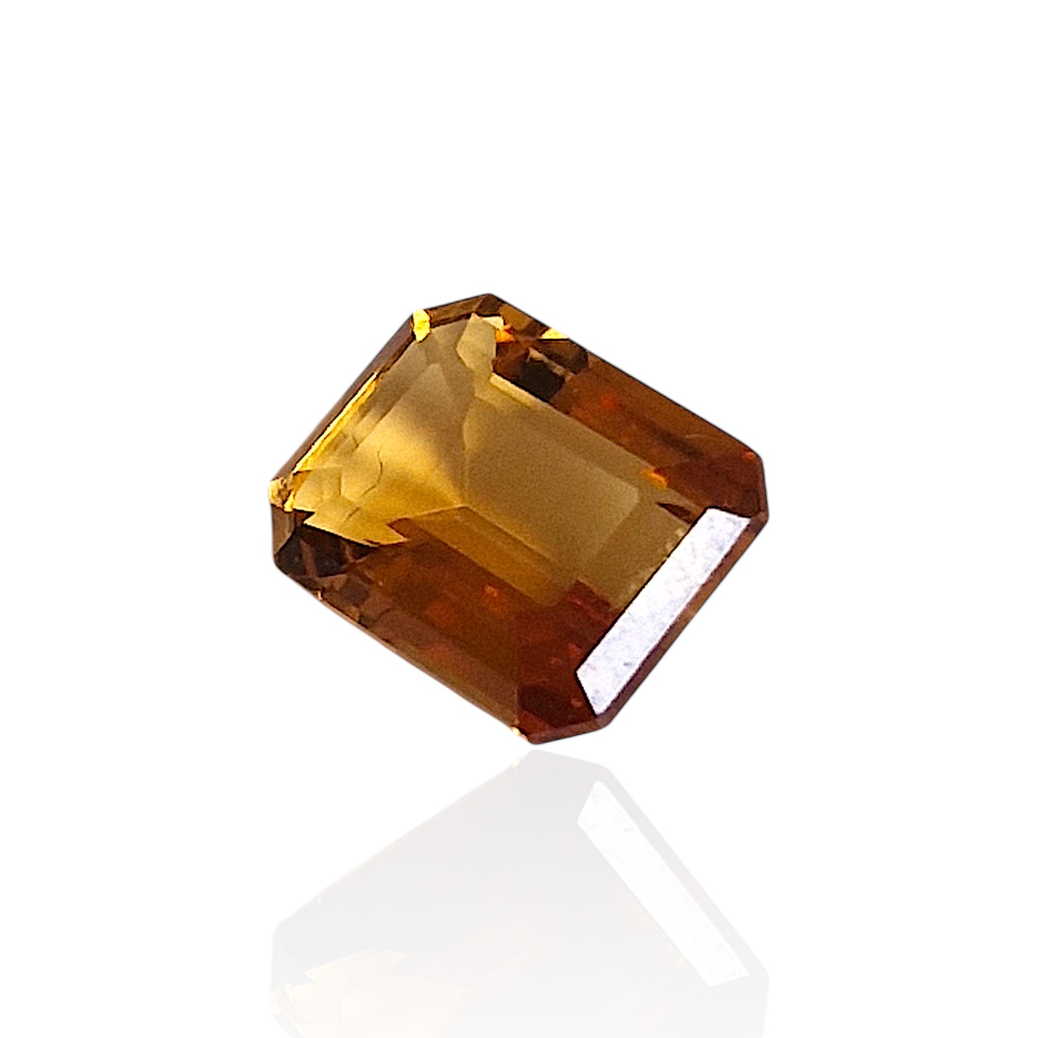 - Citrine du Kenya — 4,225 cts (Taille « Émeraude Mixte » — Couleur Miel) – Image 3