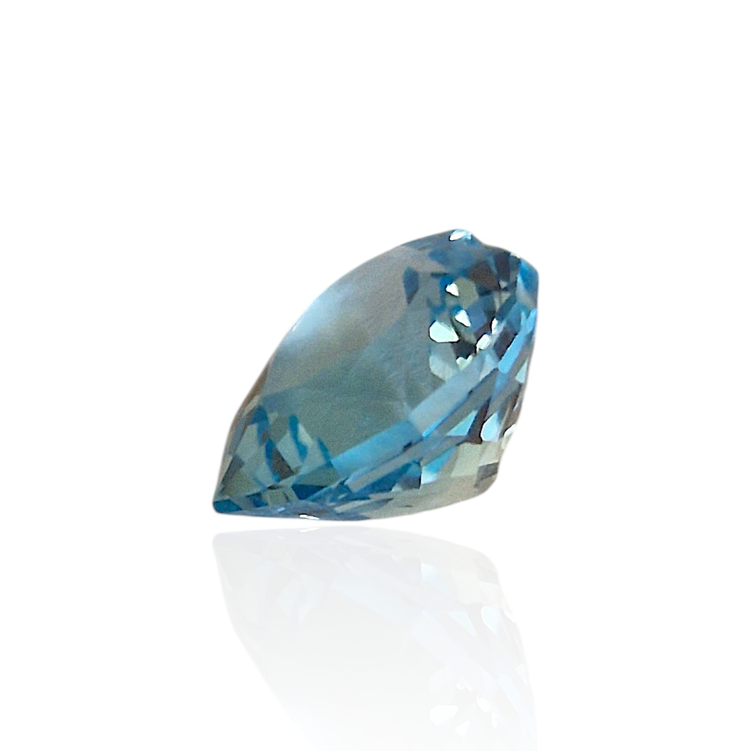- Topaze Bleue du Brésil — 7,52 cts (Taille « Cœur Mixte » — Couleur Sky Blue) – Image 3