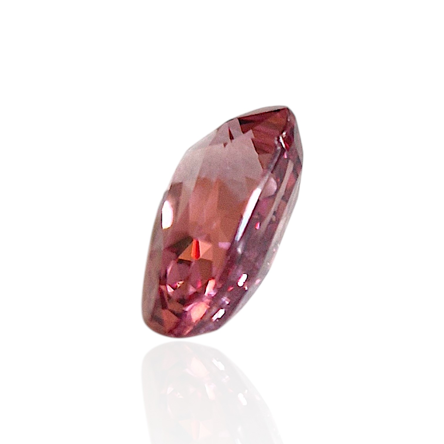 - Grenat Malaya de Madagascar — 2,435 cts (Taille « Custom Cut » — Couleur Peach Pink) – Image 7