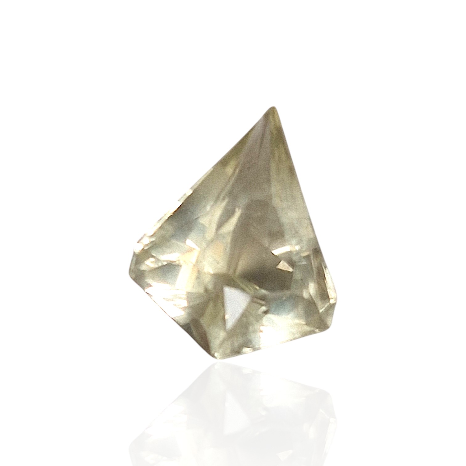 Citrine d’Asie — 6,120 cts (Taille « Pic » — Couleur Jaune Clair) – Image 2