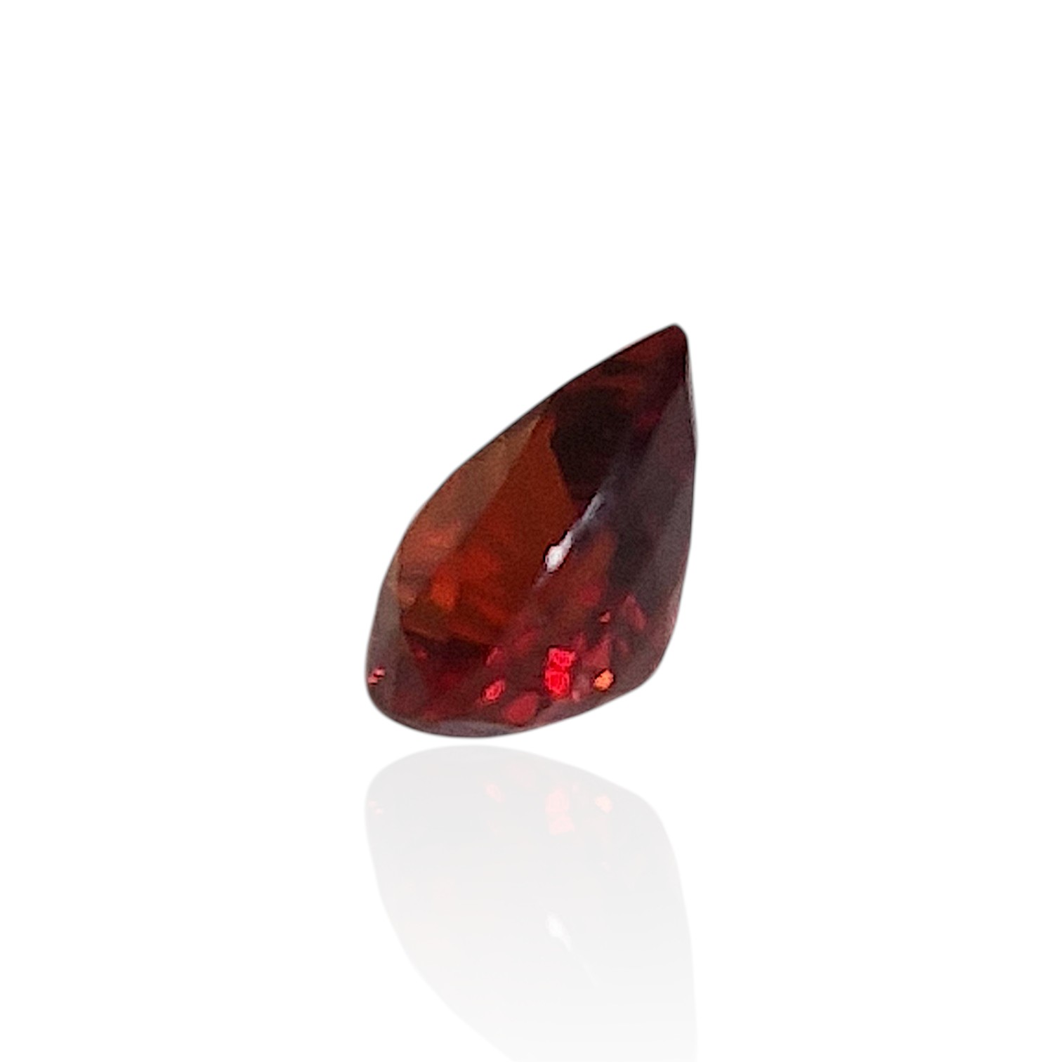 - Grenat Spessartite de Tanzanie — 2,41 cts (Taille « Goutte Mixte » — Éclat Orange Intense) – Image 4